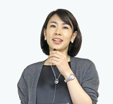 卒業生　CHIHIRO先生