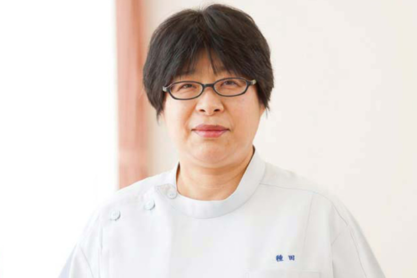 鍼灸あん摩マッサージ<br />
指圧科 学科長<br />
種田 啓子