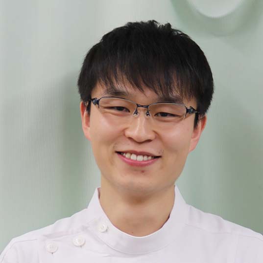 禹  洪哲
