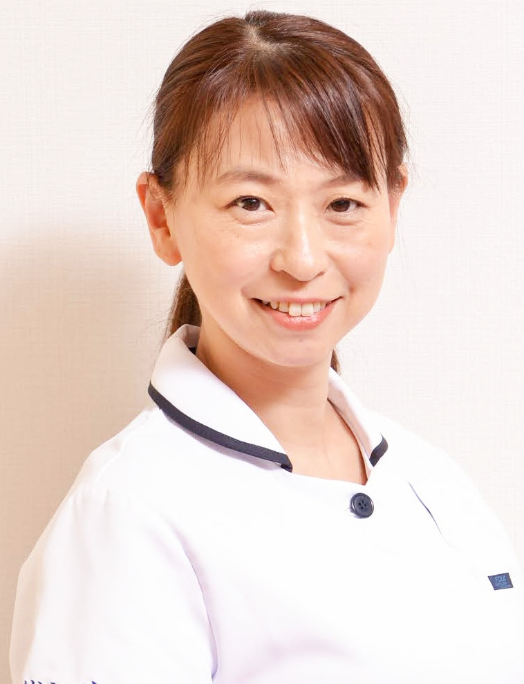 専務取締役・統括部長
栗山　佐和子様

(株)ブレイシング
本社所在地：東京都江東区毛利1-9-6
事業内容：住吉鍼灸院他鍼灸院の運営　