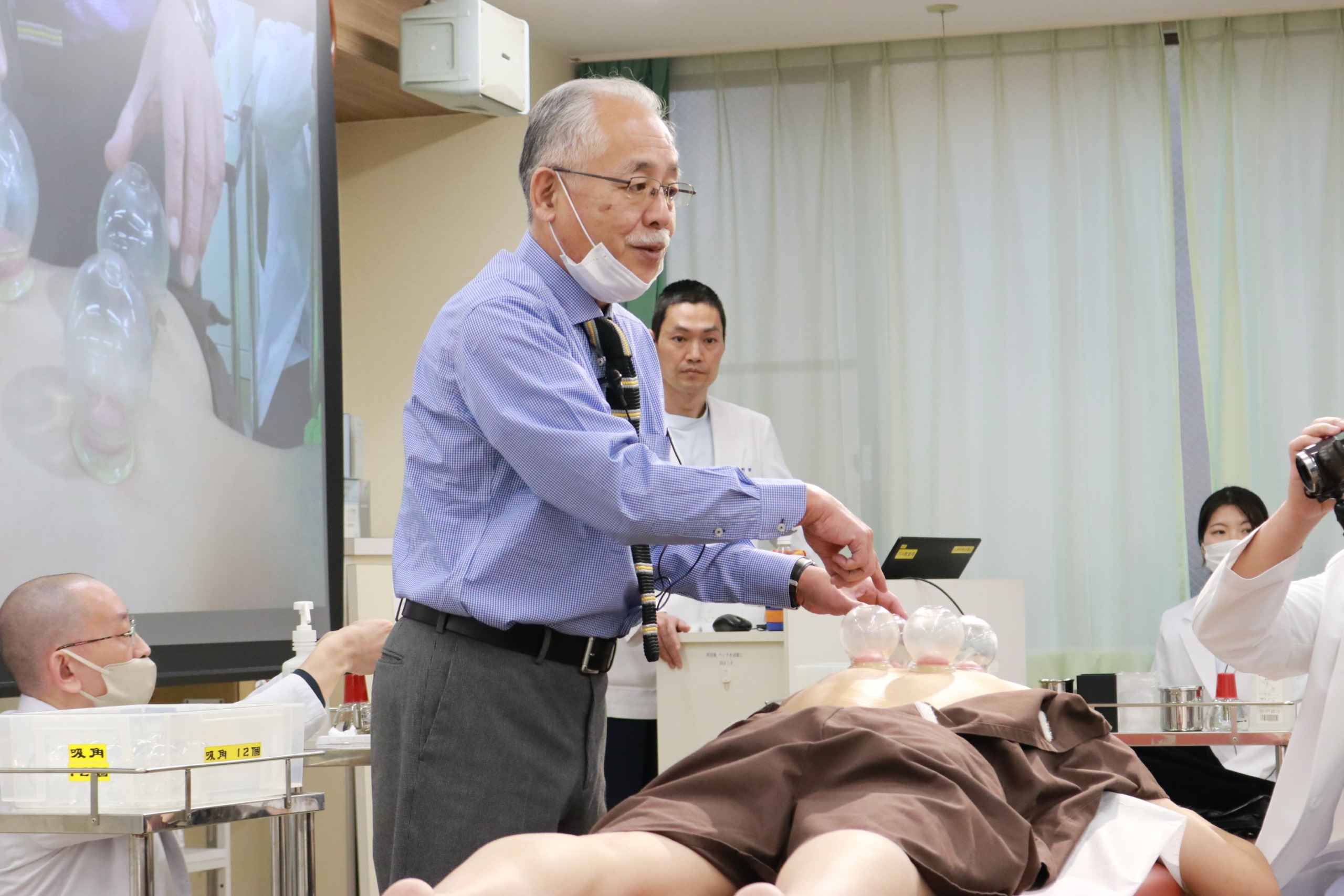 7月12日(土）【公開講座特別編】東洋医学の診断とカッピング