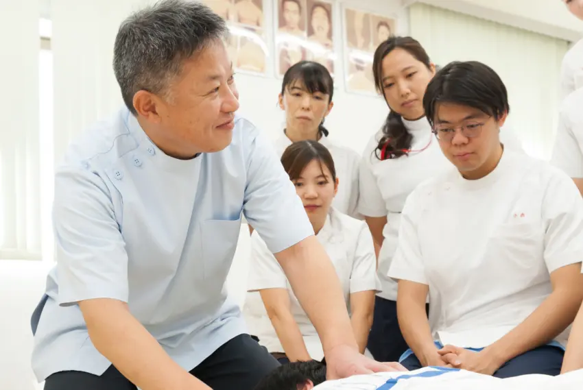 あん摩マッサージ指圧師の国家資格取得なら東洋鍼灸専門学校