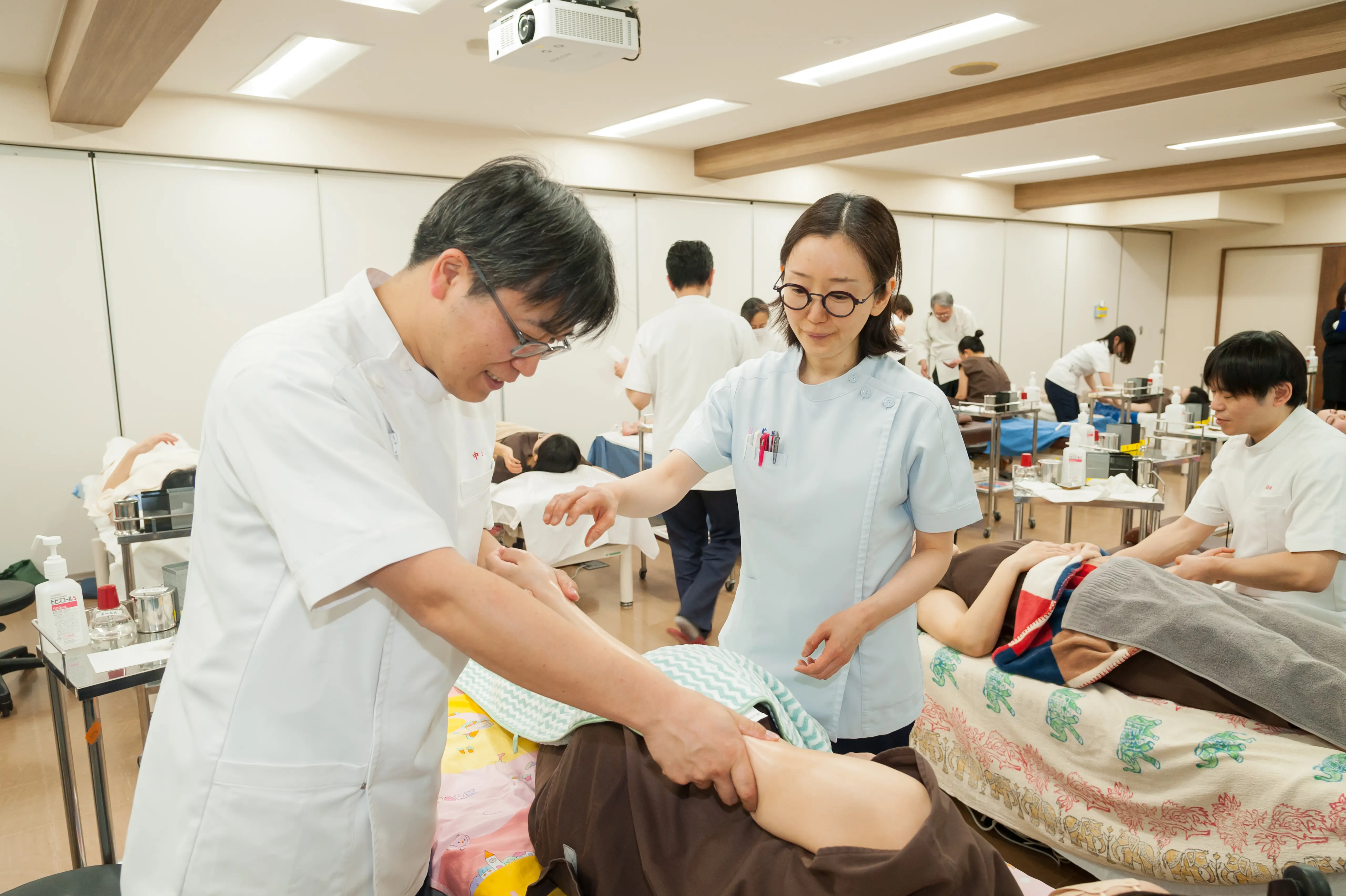 18:30 学校見学