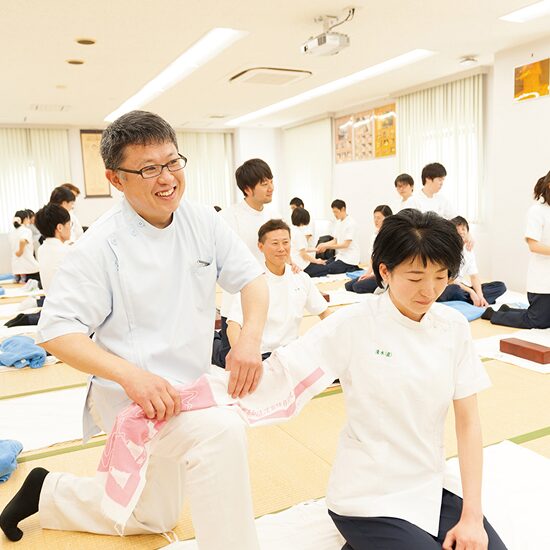 東洋鍼灸専門学校の様子