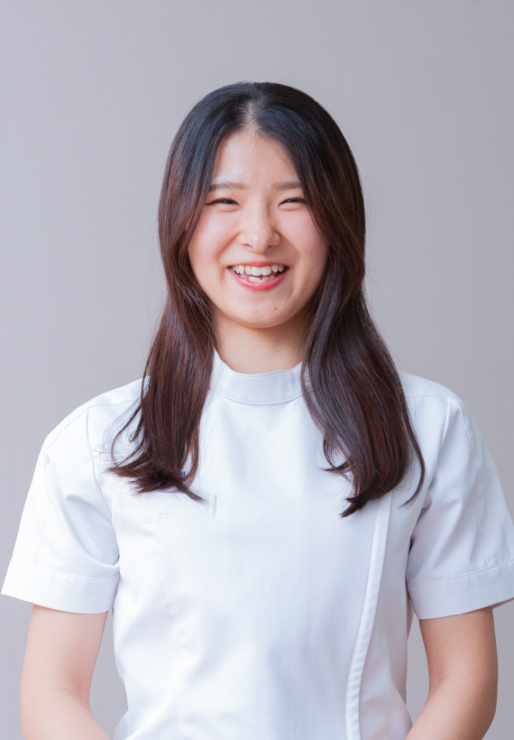 知り合いの鍼灸師の方(他校卒業)から勧められたことが決め手です。