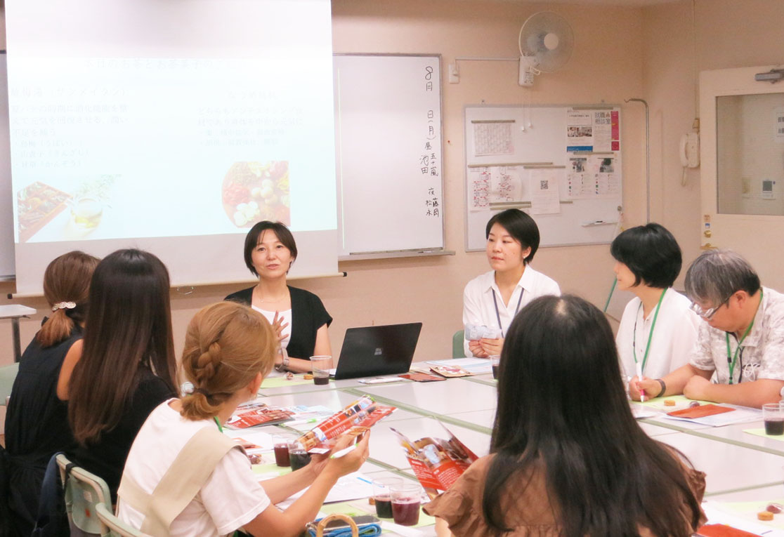 14時 鍼灸師とお茶会